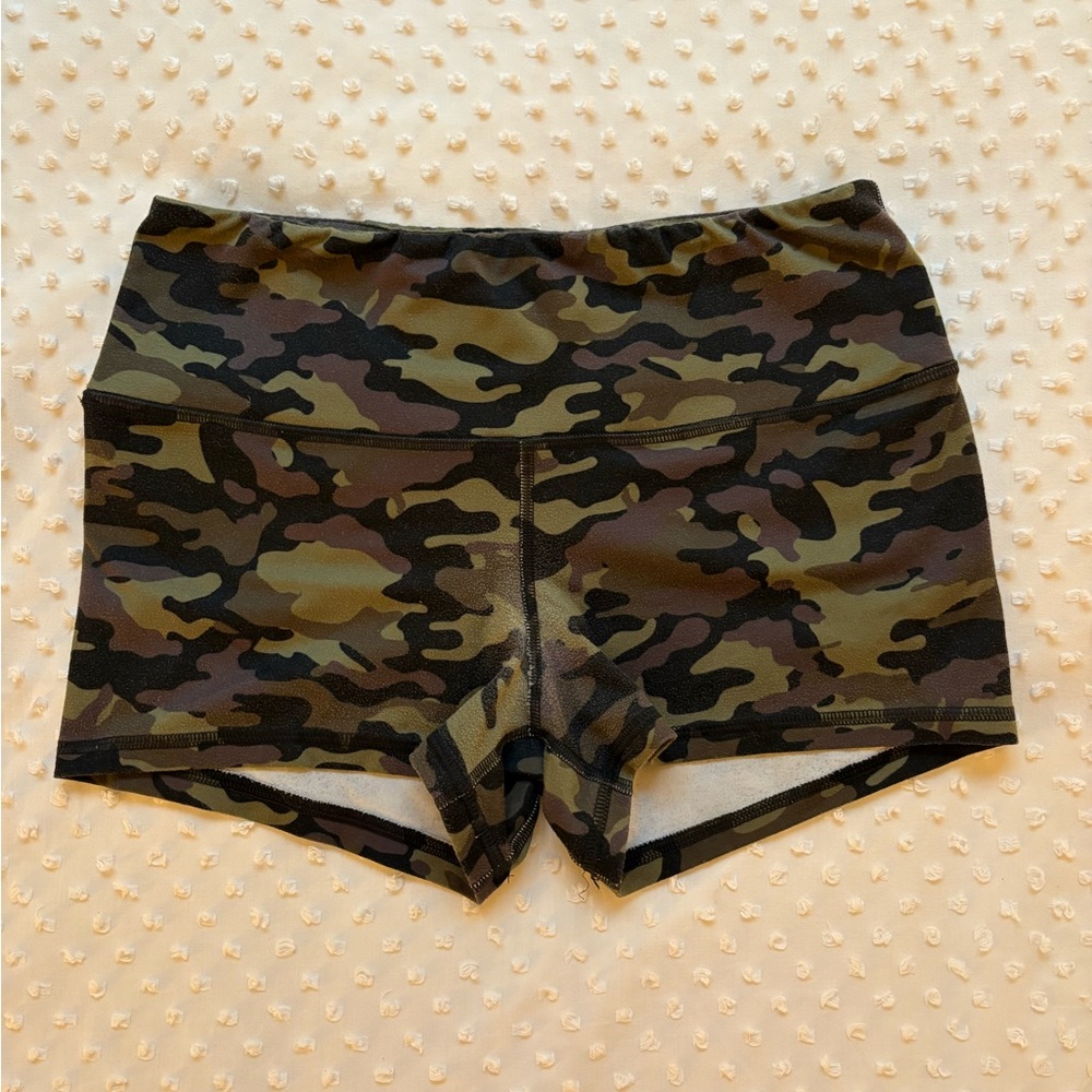 Fleo Camo Shorts